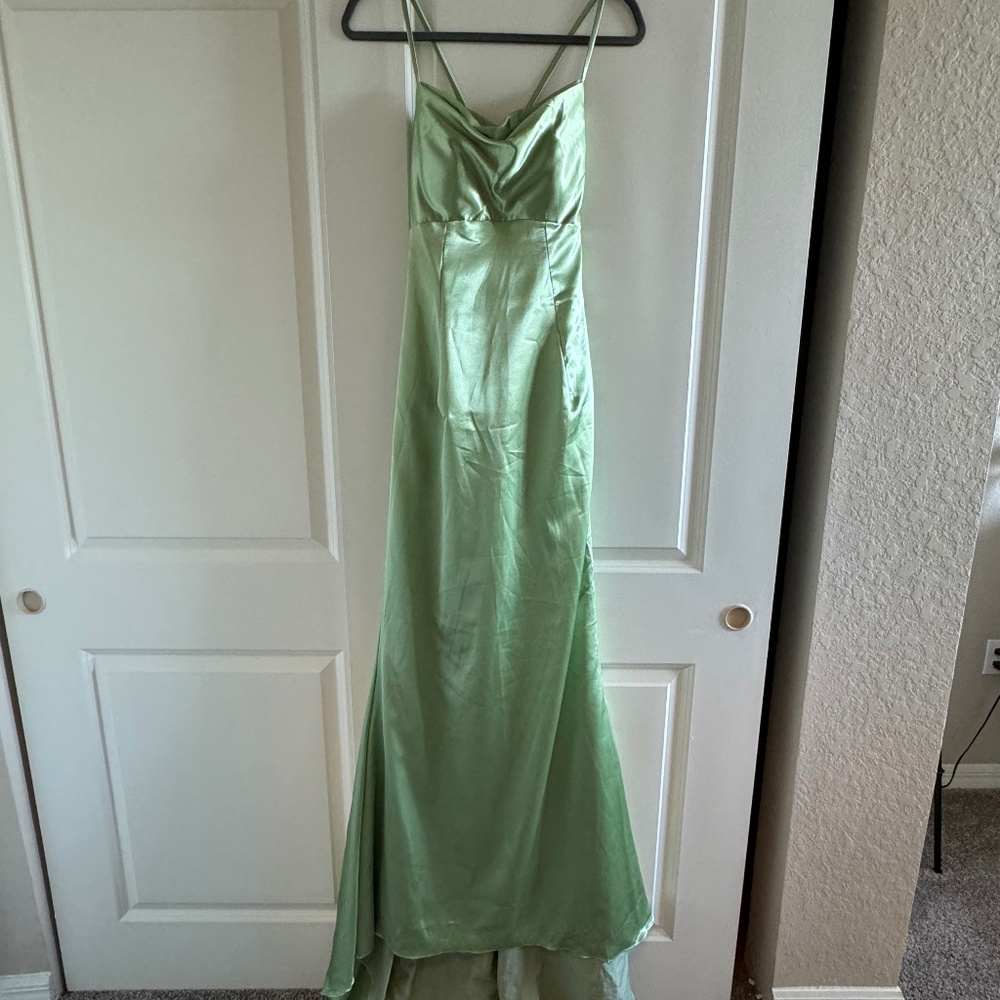 Hebeos Sheath/Column Silk like Satin Ruched Spaghetti Straps Sleeveless Floor-Le